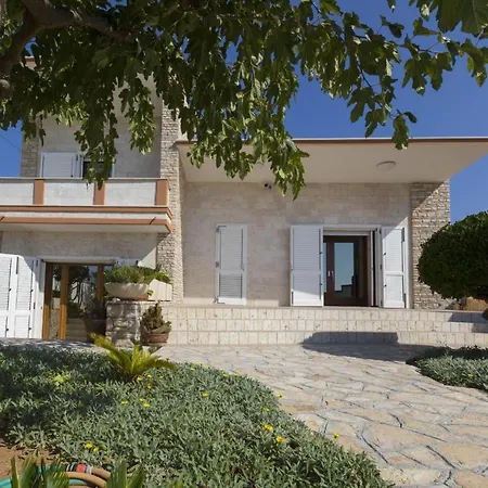 Gaia Villa Capilungo